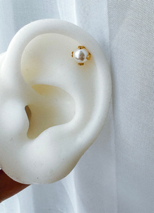 Chiara - Waterproof Pearl Helix Stud