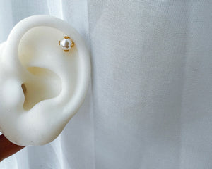 Chiara - Waterproof Pearl Helix Stud