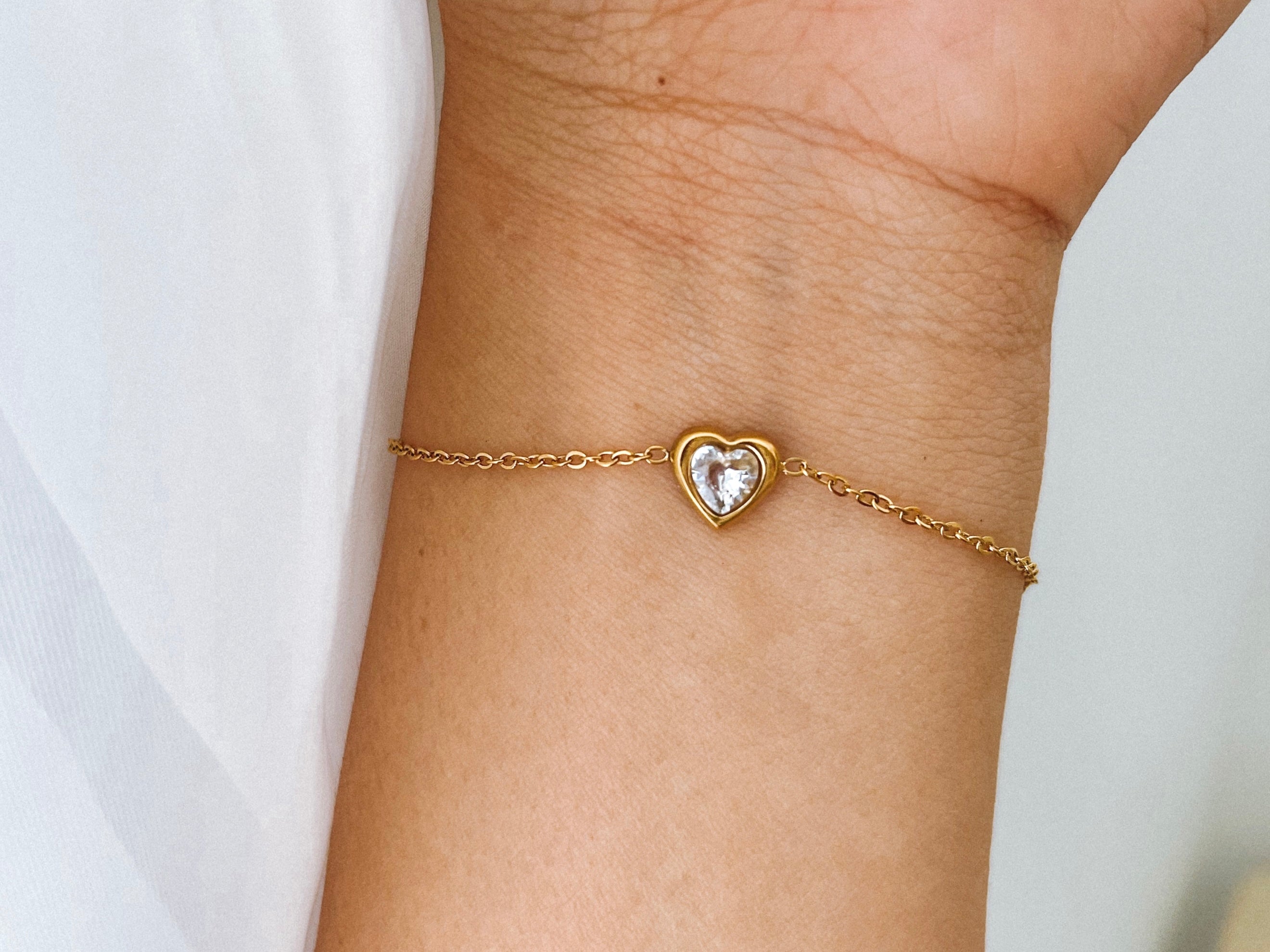 Cassandra - Waterproof Crystal Heart Bracelet