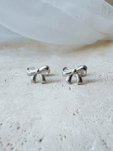 Sienna - Waterproof Bow Studs