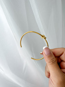 Alicia - Waterproof Knot Cuff Bangle