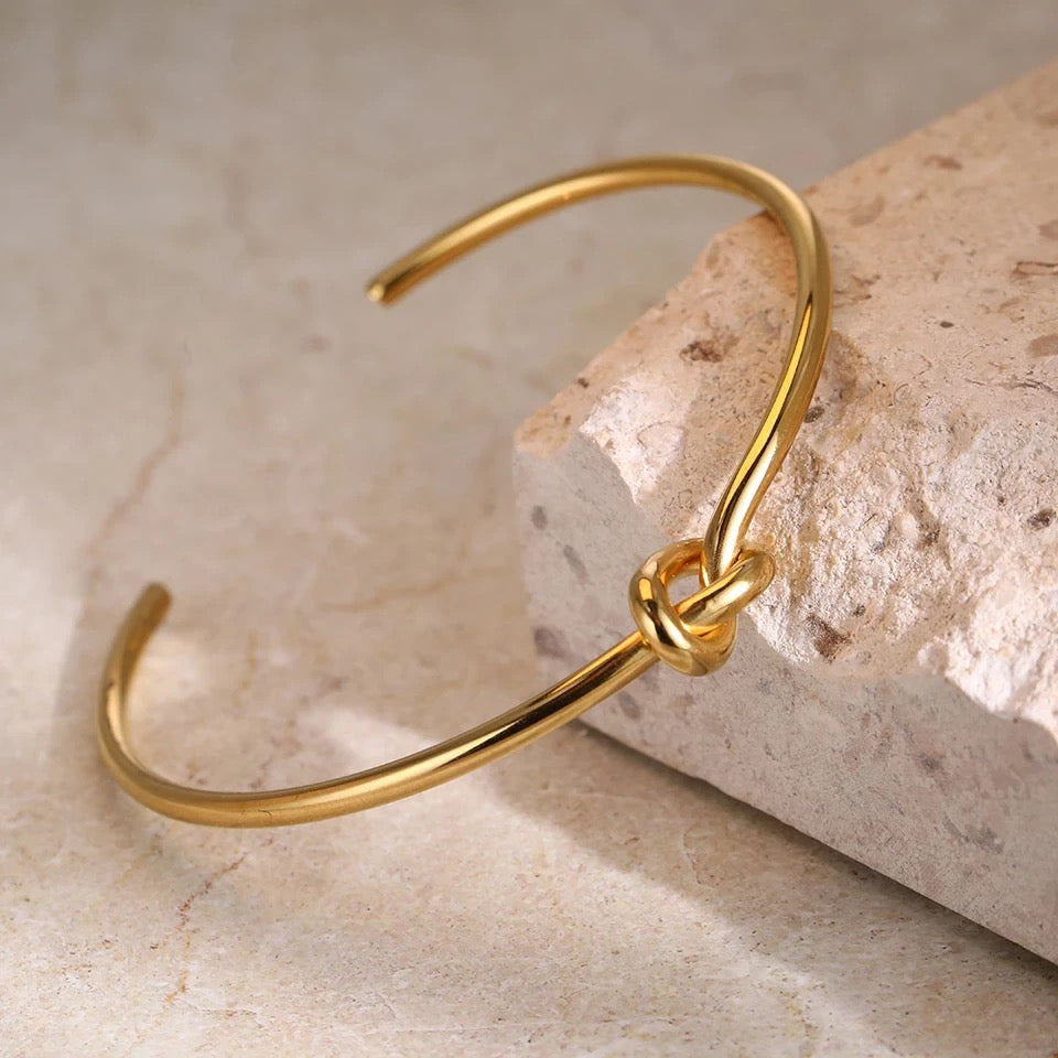 Alicia - Waterproof Knot Cuff Bangle