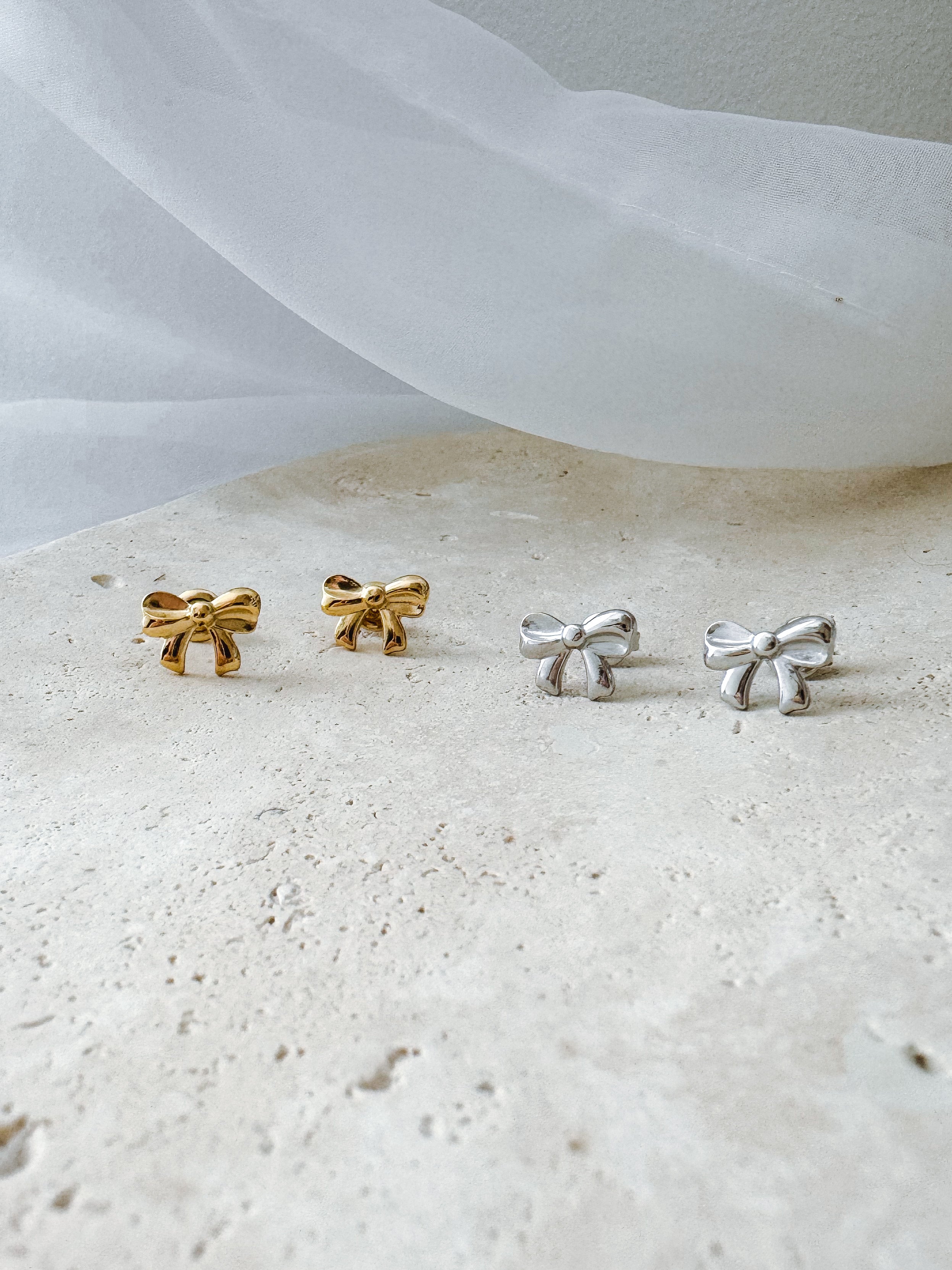 Sienna - Waterproof Bow Studs