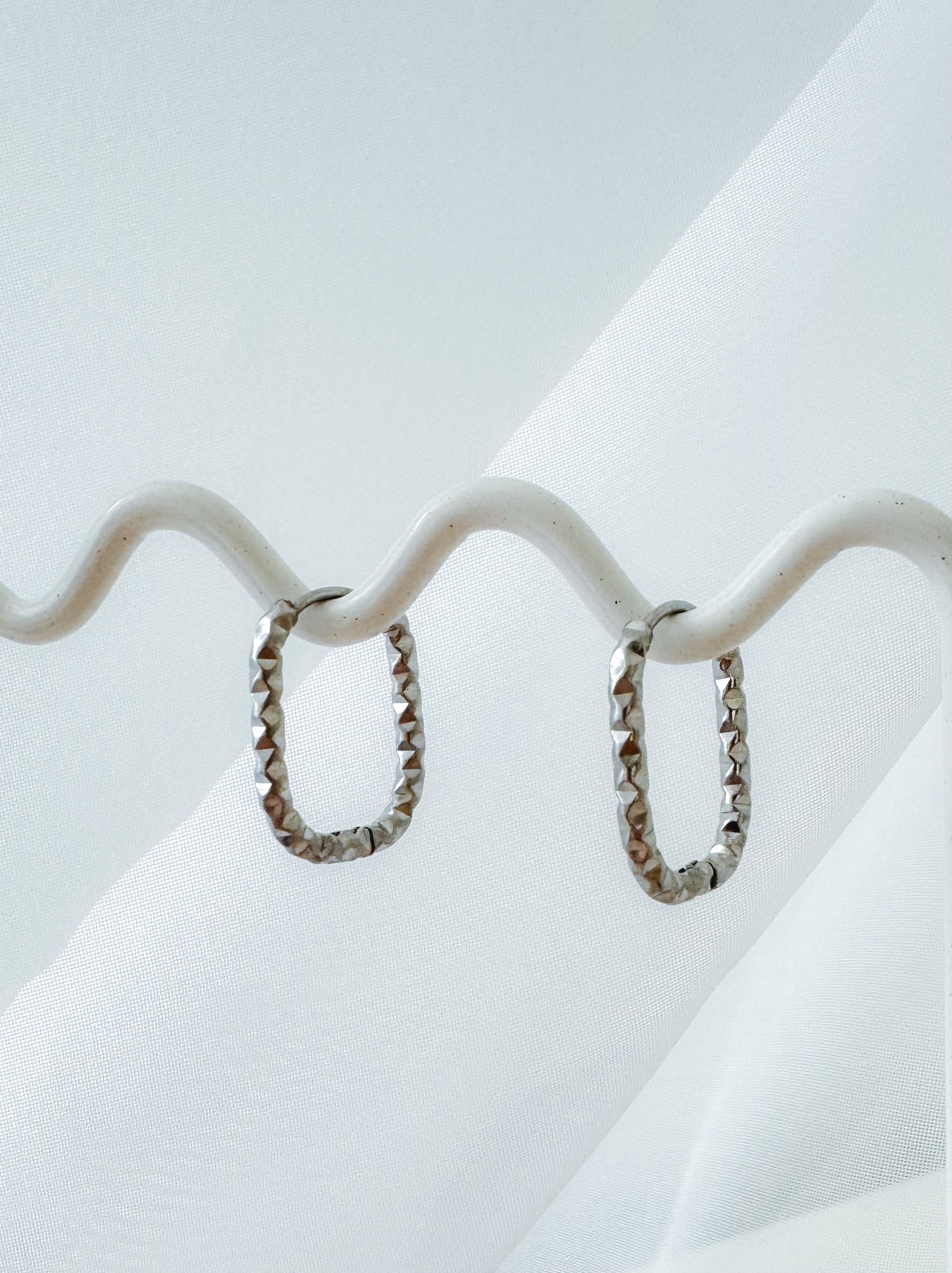 Ainsley - Waterproof Embossed Oval Hoops