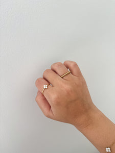 Tiffany - Waterproof Resizable Clover Flower Ring