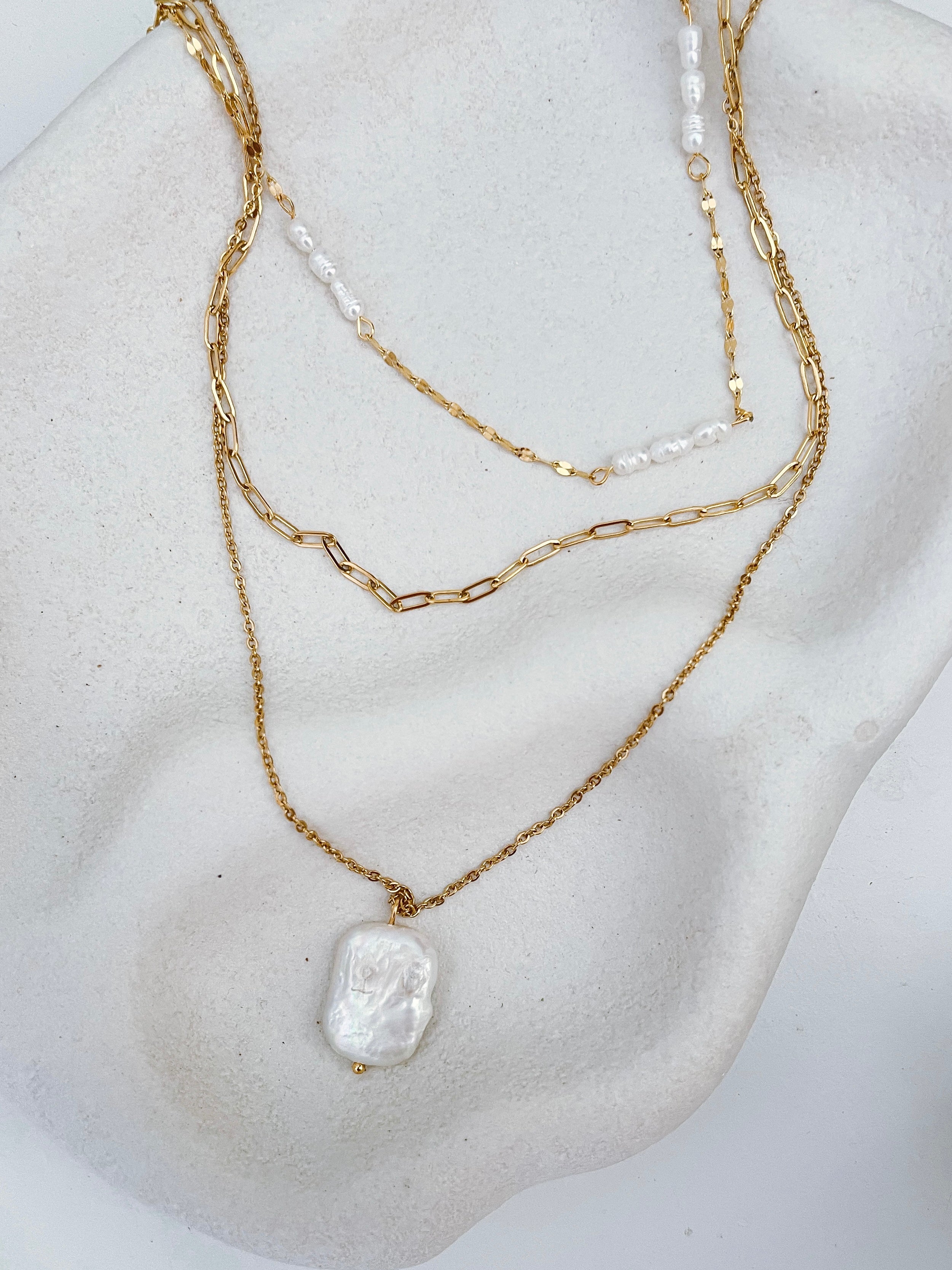 Naomi - Waterproof Triple Layer Pearl Necklace