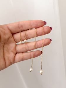 Milovat - Pearl and Chain Earrings