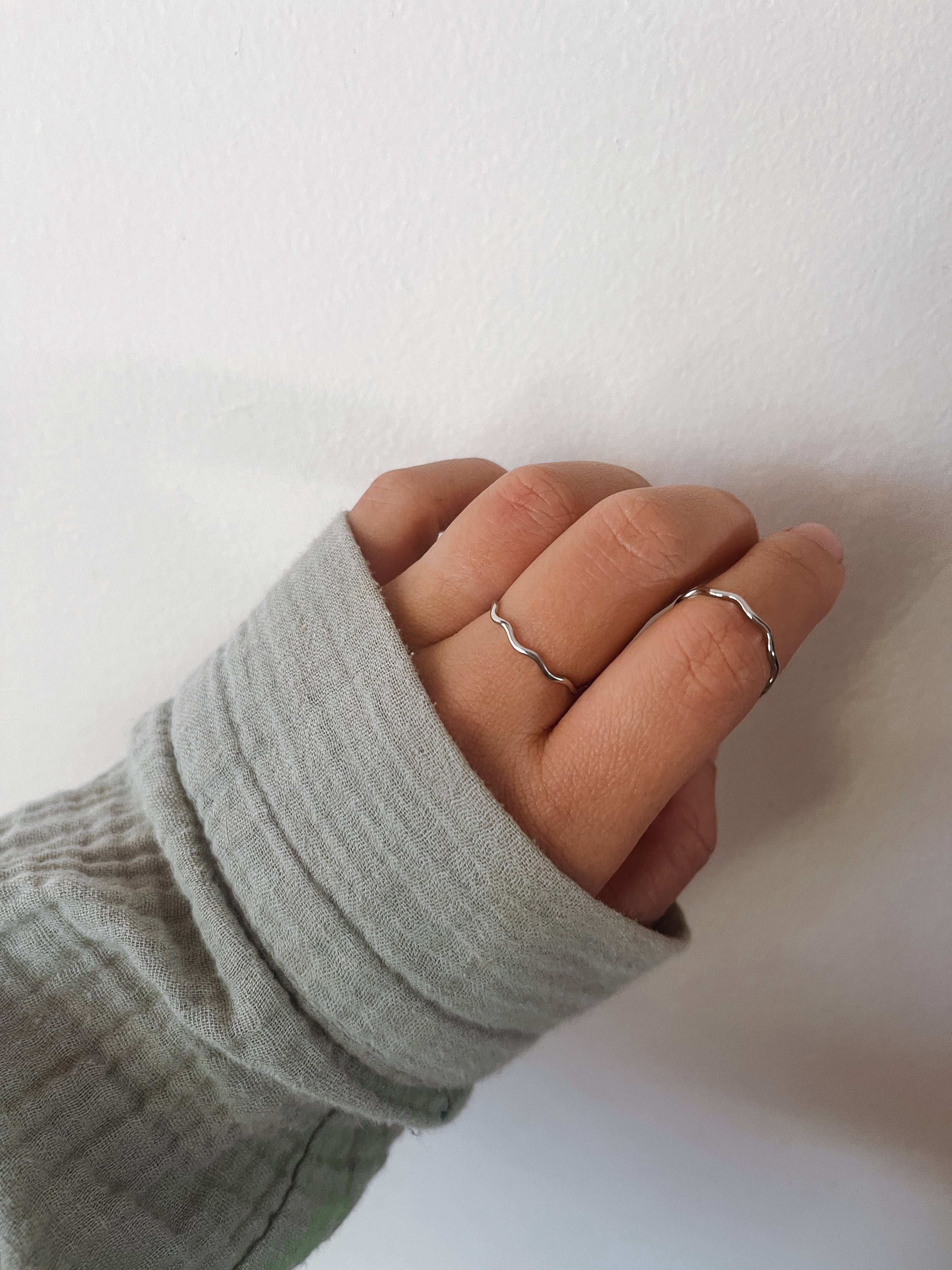 Mia - Waterproof Zig Zag Ring