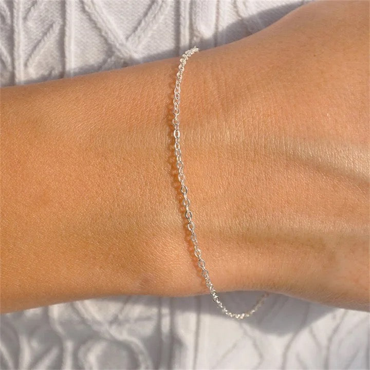 Lola - Waterproof Dainty Everyday Bracelet