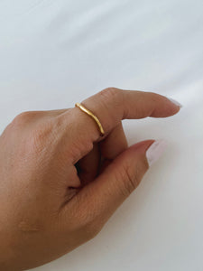 Selena - Waterproof Thin Wavy Ring