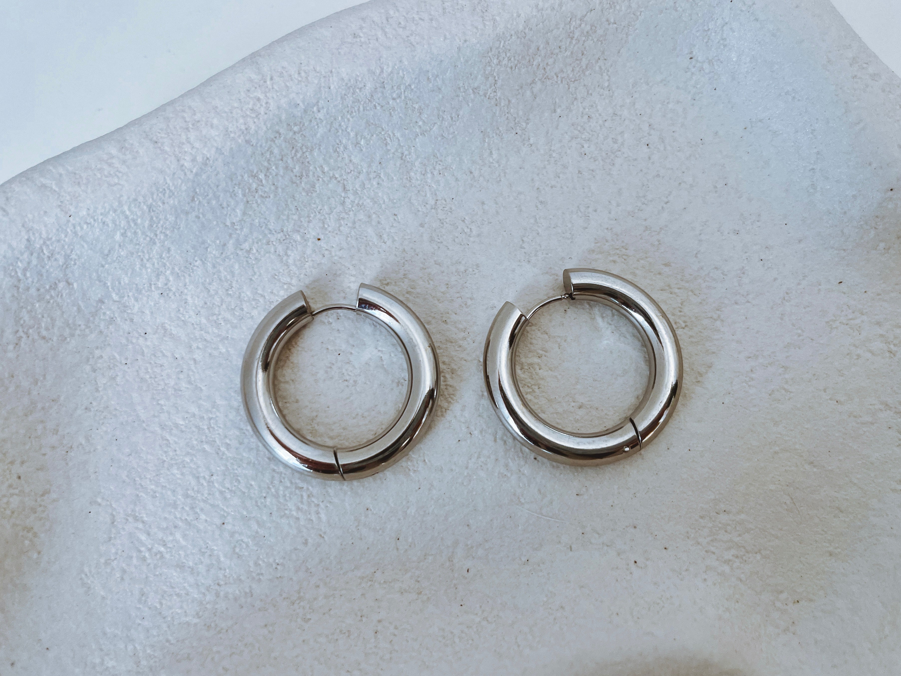 Sophia - Extra Chunky Waterproof Hoops