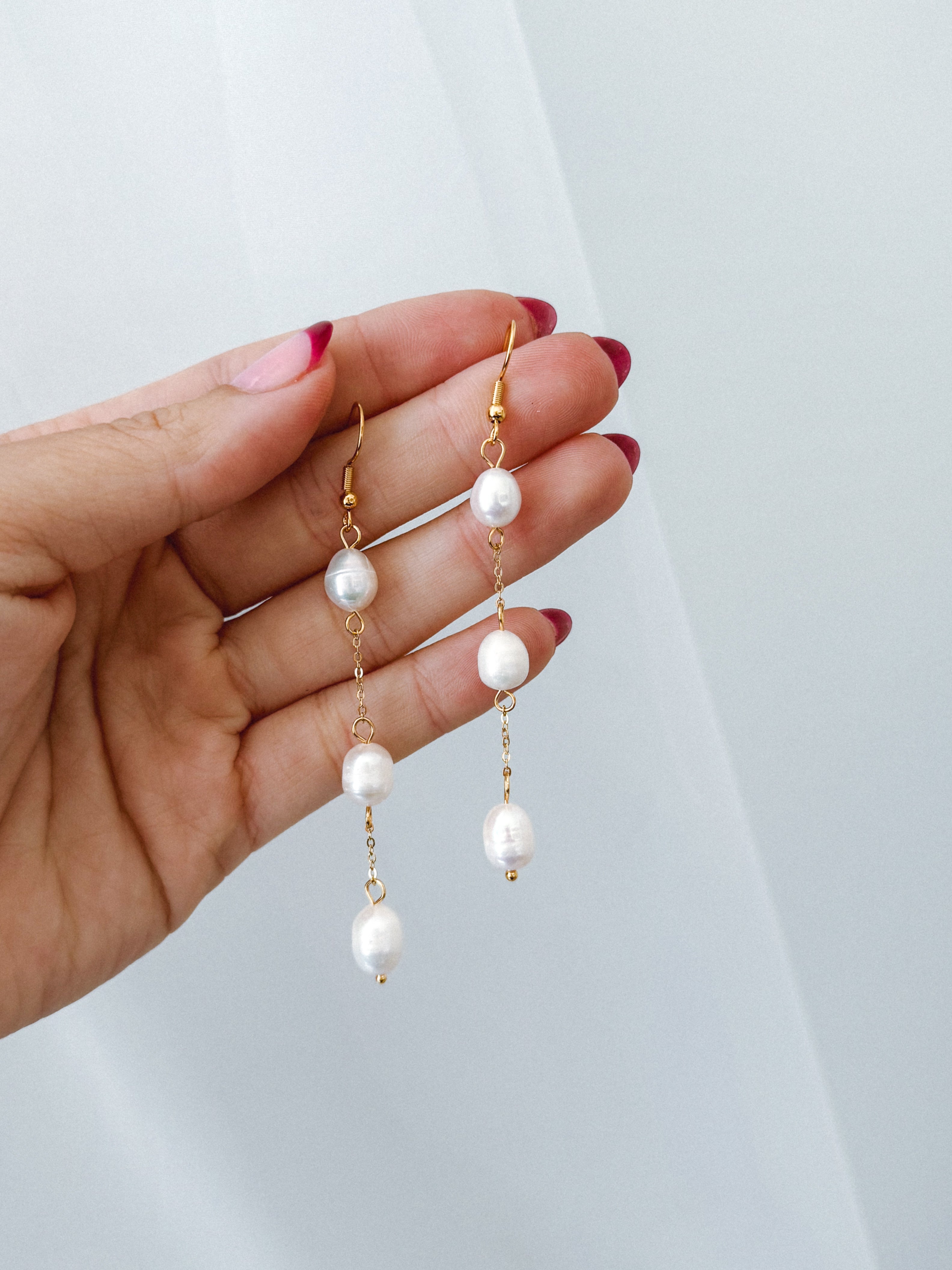 Elsker - Triple Pearl Chain Earrings