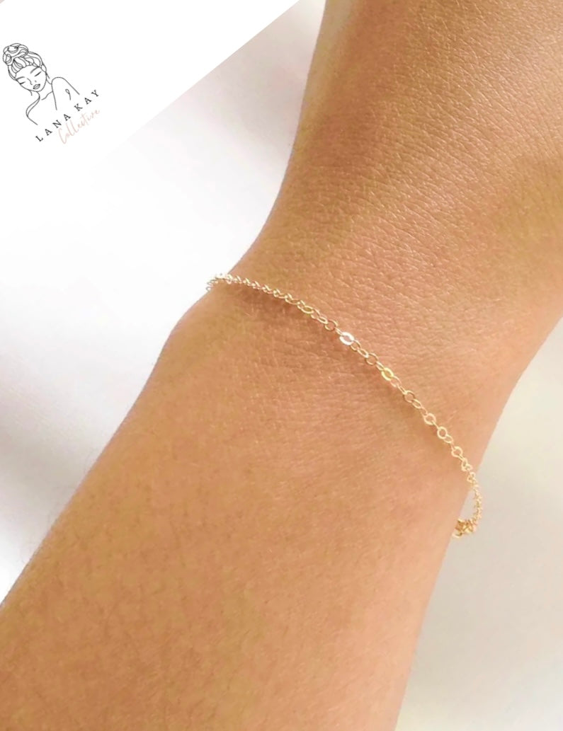 Lola - Waterproof Dainty Everyday Bracelet