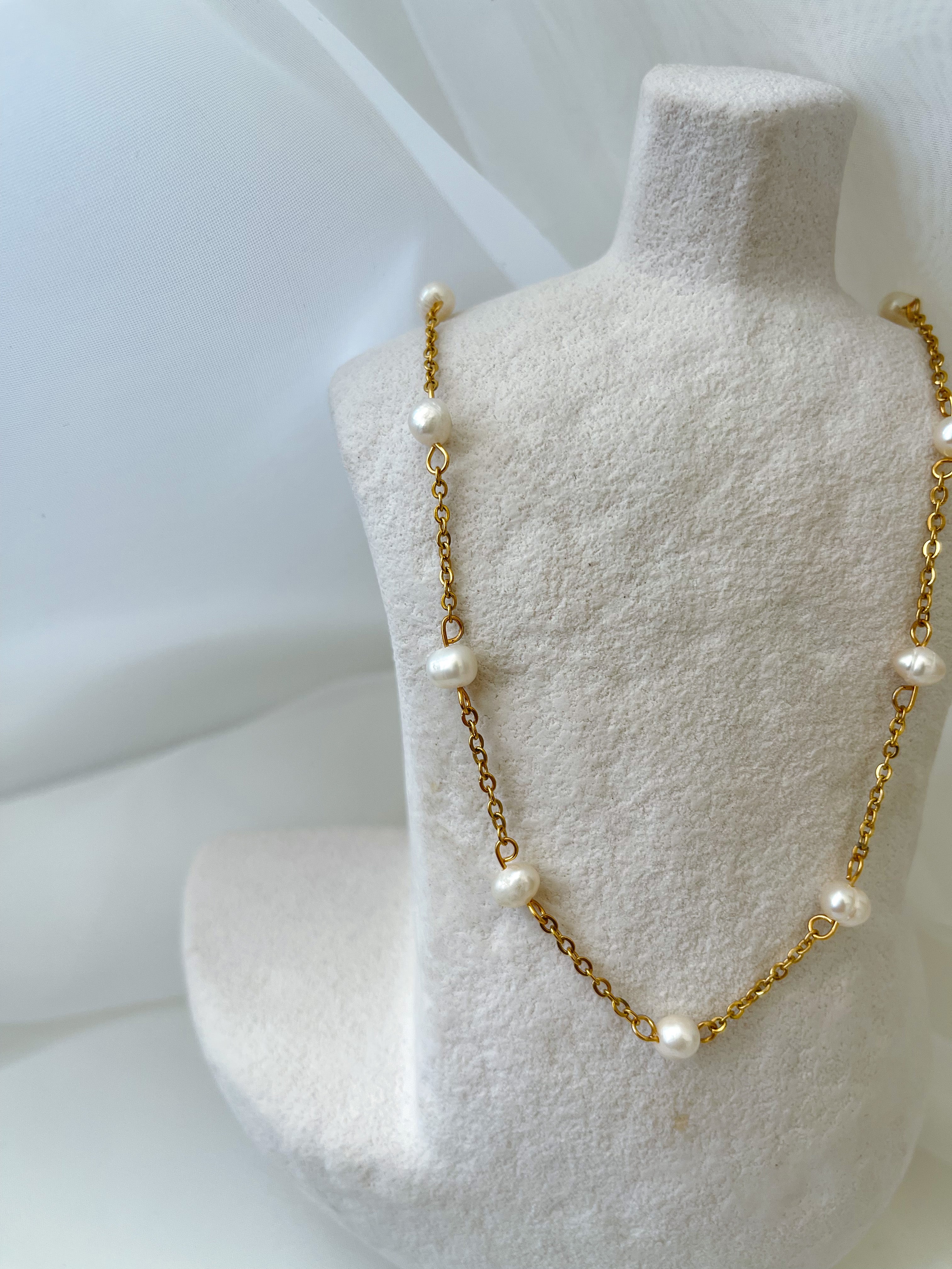 Breanna - Pearl and Chain Waterproof Necklace