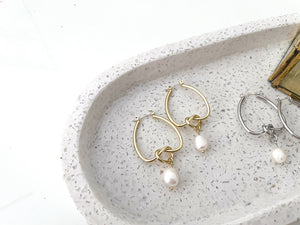 Cinta - Statement Loop Pearl Drop