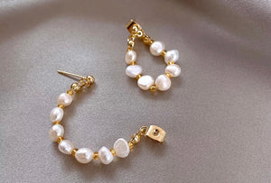 Liefde - Pearl and Gold Bead Chain