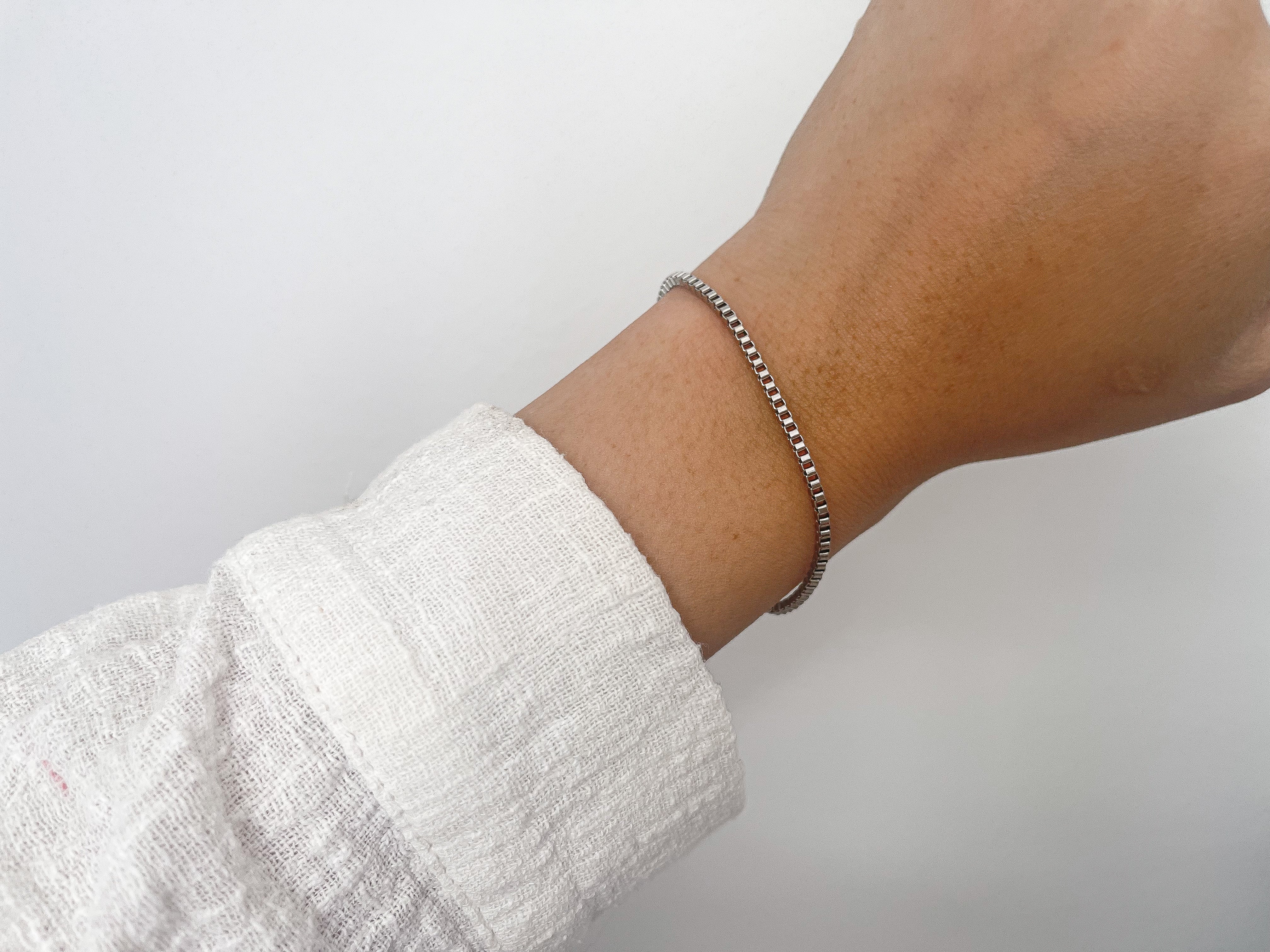 Bonnie - Waterproof Square Chain Bracelet